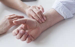 Nhịp tim chậm: Nguyên nhân, triệu chứng và cách xử lý