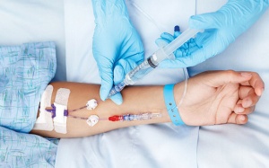 Hóa trị ung thư phổi giai đoạn 4 và những điều cần biết