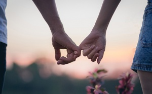 Tử vi thứ Bảy (9/10/2021): Song Ngư nên dành thời gian quan tâm tới người yêu