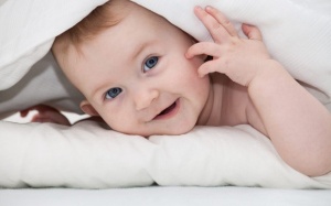 Chăm sóc trẻ khỏe mạnh khi gió mùa về
