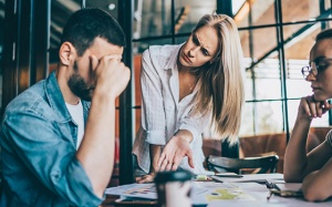 Tử vi thứ Bảy (23/10/2021): Bạch Dương sẽ gặp rắc rối vì một phát ngôn cũ