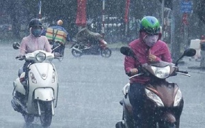 Không khí lạnh duy trì tại Bắc Bộ, Trung Bộ mưa lớn