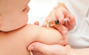 Bộ Y tế yêu cầu làm rõ vụ tiêm nhầm vaccine COVID-19 cho trẻ sơ sinh ở Hà Nội