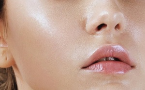 'Bỏ túi' bí kíp chăm sóc da dầu hiệu quả vào mùa Đông