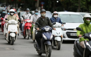 Miền Bắc lạnh vào sáng và đêm, miền Trung mưa triền miên