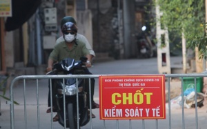 Không giãn cách diện rộng, Hà Nội ứng phó với COVID-19 thế nào?