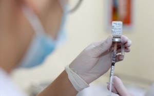 Thông tin mới nhất về sức khỏe 18 trẻ bị tiêm nhầm vaccine COVID-19