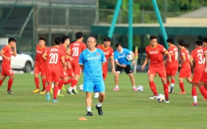 HLV Park Hang-seo gọi 33 cầu thủ chuẩn bị cho AFF Cup 2020