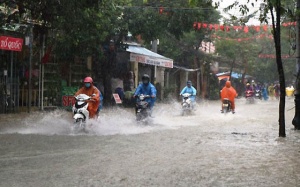 Miền Trung mưa lớn, đề phòng lũ quét, sạt lở đất