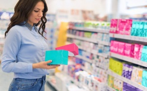 Mách bạn cách chọn dung dịch vệ sinh lành tính cho 'vùng kín'