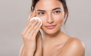 Mẹo tẩy trang với những nguyên liệu tự nhiên ngay tại nhà