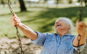 Tử vi thứ Sáu (10/12/2021): Song Ngư nên dành thời gian tận hưởng cuộc sống