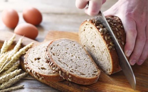 Ăn bánh mì như thế nào để không lo tăng cân?