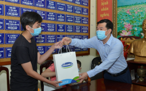 Vinamilk hỗ trợ chi phí phẫu thuật bệnh nhi mắc bệnh tim bẩm sinh