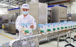 Vinamilk tiếp tục có mặt trong TOP 10 doanh nghiệp niêm yết tốt nhất 2021