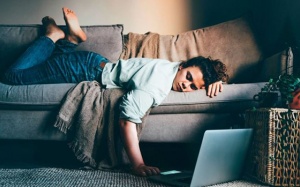 Tử vi thứ Ba (4/1/2022): Song Ngư nên tránh xa các suy nghĩ tiêu cực