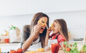 Giúp con hình thành thói quen ăn uống lành mạnh