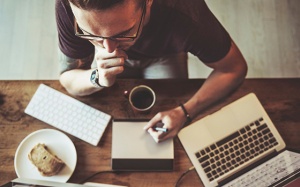 Tử vi thứ Ba (8/2/2022): Song Tử sẽ phải làm việc chăm chỉ vì gia đình