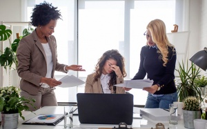 Tử vi thứ Hai (21/2/2022): Sư Tử sẽ thấy căng thẳng khi phải làm việc nhóm