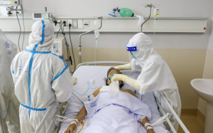 Cần lộ trình biến COVID-19 thành bệnh lý chuyên khoa