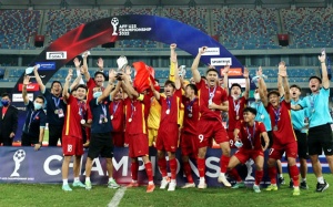 Đè Thái Lan, U23 Việt Nam lần đầu xưng vương Đông Nam Á