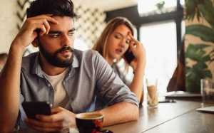 Tử vi thứ Tư (9/3/2022): Bọ Cạp có thể vướng vào tranh cãi với người yêu