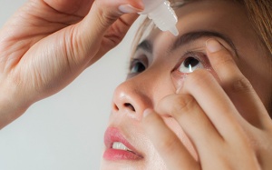 Biến chứng mắt ở người mắc cường giáp Basedow