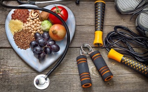 Người bị hẹp, hở van tim nên kiêng gì để tránh phải thay van tim?