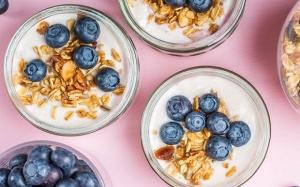 Nên kết hợp ăn sữa chua thế nào để tốt cho cơ bắp?