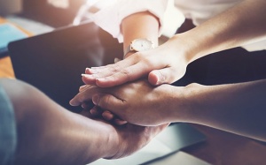 Tử vi thứ Ba (29/3/2022): Song Tử nên thể hiện sự tôn trọng với mọi người xung quanh