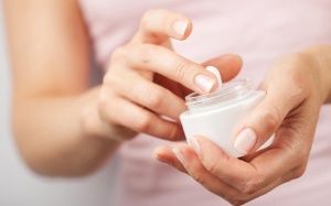 Thu hồi Kem chống nẻ dưỡng ẩm Hame soft 10gr không đạt chất lượng