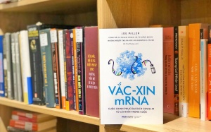 Vắc-xin mRNA: Cuộc chinh phục đại dịch COVID-19 từ cái nhìn trong cuộc