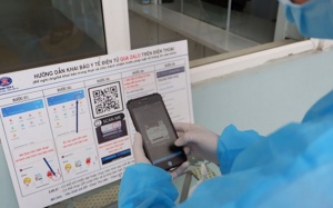 Bỏ khai báo y tế nội địa, từng bước đưa cuộc sống trở lại bình thường