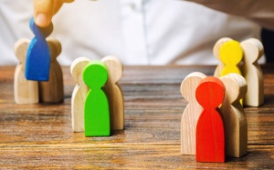 Tử vi thứ Sáu (6/5/2022): Cự Giải nên chú ý hơn tới các mối quan hệ cá nhân