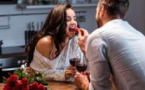 Tử vi thứ Ba (24/5/2022): Ma Kết sẽ có buổi tối lãng mạn