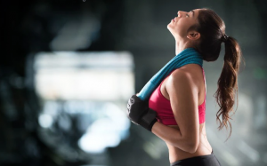 Đổ mồ hôi có đốt cháy calo?