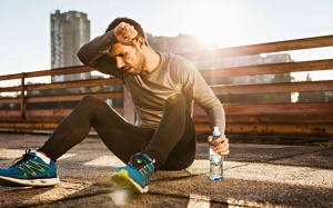 Uống nước sao cho đúng khi tập thể dục trong mùa Hè?