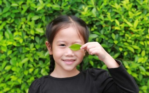 Chuyên gia giải đáp các vấn đề về mắt thường gặp ở tuổi học đường