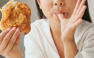 Những loại thực phẩm là “thủ phạm” gây ra dậy thì sớm ở trẻ em