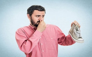 Mẹo để ngăn giày dép có mùi