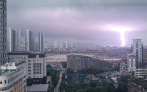 Liên tục có người tử vong do sét đánh, cách phòng tránh thế nào?