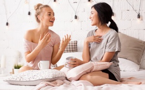 Tử vi thứ Ba (19/7/2022): Trò chuyện với bạn bè giúp Xử Nữ thấy tích cực hơn