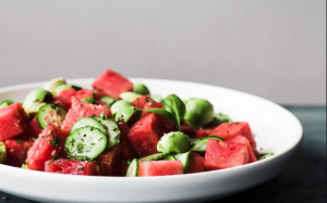 3 công thức làm món salad từ dưa hấu thanh mát