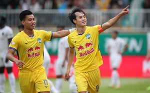 Hồi sinh mạnh mẽ, HAGL khiến fan phát cuồng