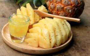 Những điều bệnh nhân đái tháo đường nên biết trước khi ăn dứa