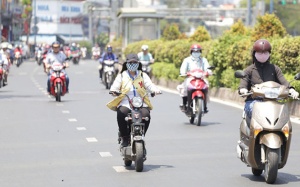 Bắc và Trung Bộ nắng nóng trở lại, Nam Bộ mưa dông