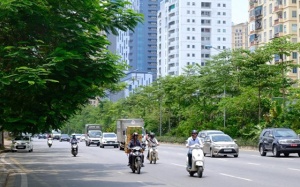 Bắc Bộ và Trung Bộ nắng nóng gay gắt trước khi đón đợt mưa dông
