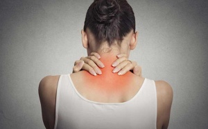 Hướng dẫn giảm đau mỏi cổ vai gáy tại nhà