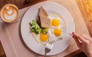 3 loại thực phẩm giúp 'đánh tan' cơn mệt mỏi