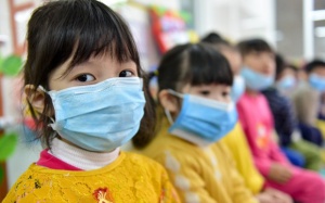 Cách phòng bệnh hô hấp 'tấn công' khi trẻ tựu trường